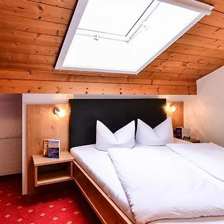 Edelweiss Apartment Mittelberg