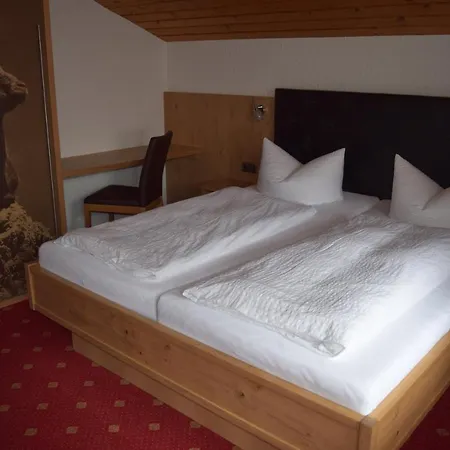 Apartment Edelweiss Mittelberg